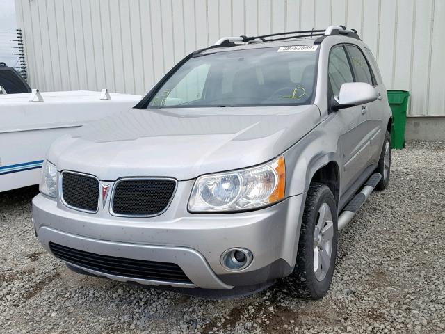 2CKDL63F676252003 - 2007 PONTIAC TORRENT SILVER photo 2