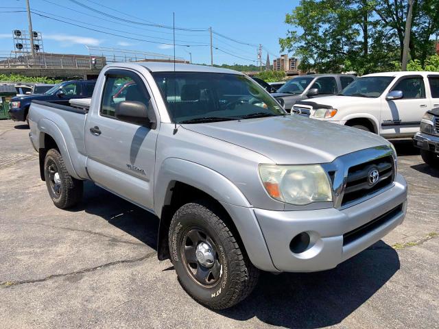 5TEPX42N86Z272640 - 2006 TOYOTA TACOMA SILVER photo 1