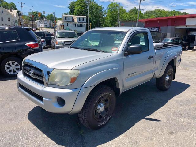 5TEPX42N86Z272640 - 2006 TOYOTA TACOMA SILVER photo 2