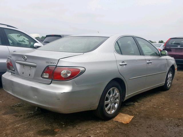 JTHBF30G620080203 - 2002 LEXUS ES 300 SILVER photo 4