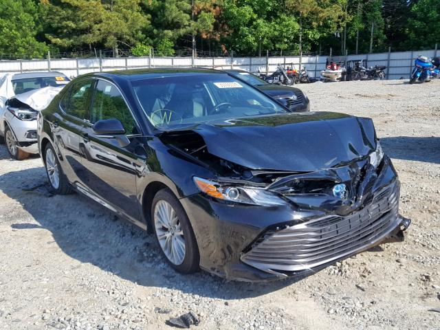 4T1B21HK3JU505583 - 2018 TOYOTA CAMRY HYBR BLACK photo 1