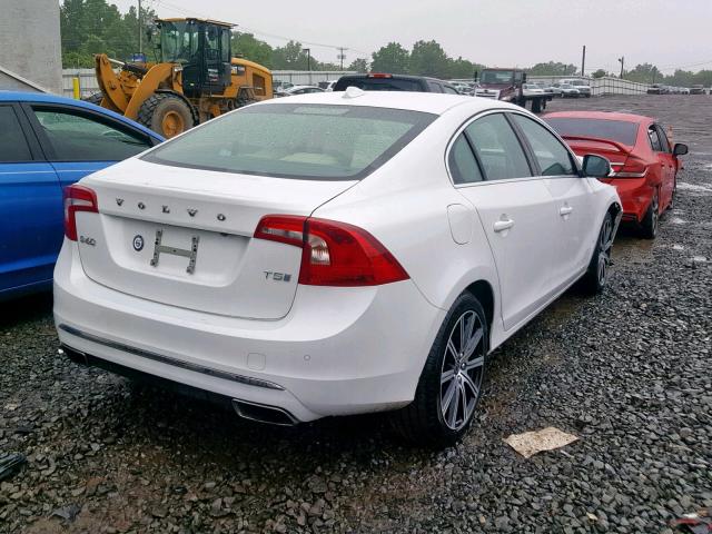 LYV402HK7JB169357 - 2018 VOLVO S60 PREMIE WHITE photo 4