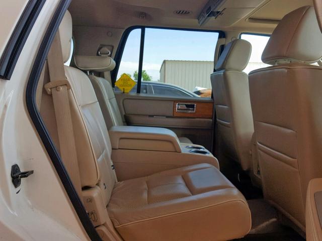 5LMFU27507LJ03402 - 2007 LINCOLN NAVIGATOR WHITE photo 6