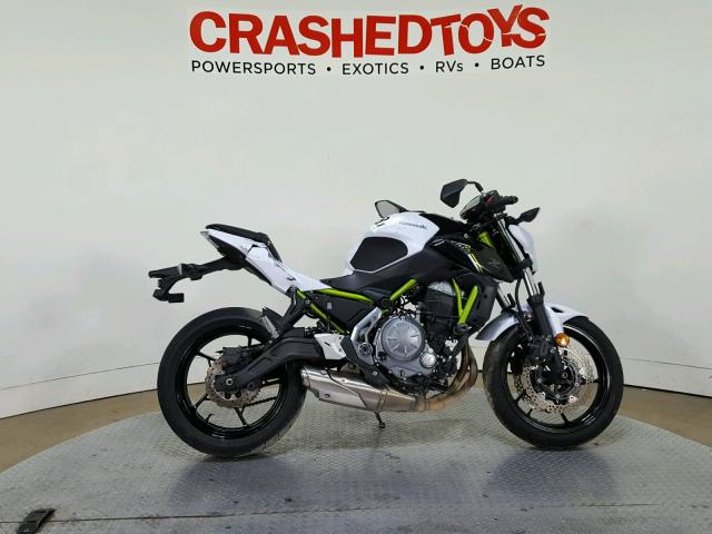 JKAEREG15HDA01802 - 2017 KAWASAKI ER650 G WHITE photo 1