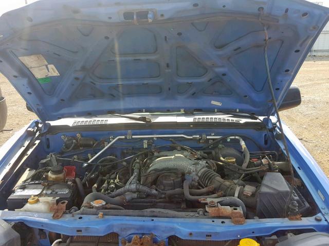 5N1ED28Y42C542800 - 2002 NISSAN XTERRA XE BLUE photo 7