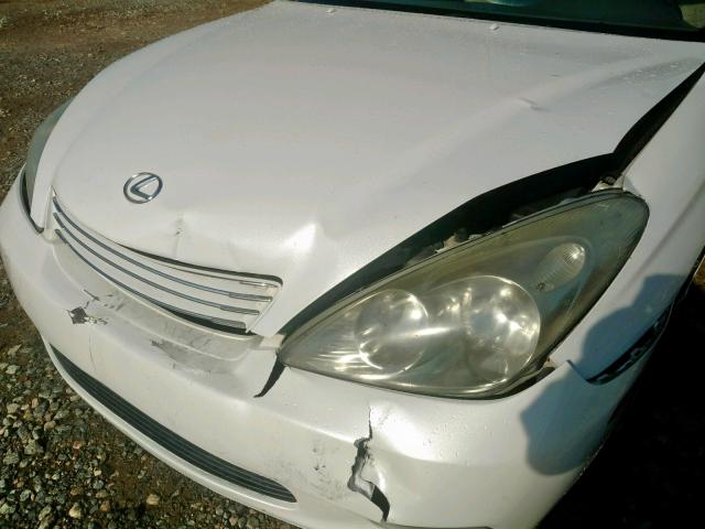 JTHBF30G920034395 - 2002 LEXUS ES 300 WHITE photo 9