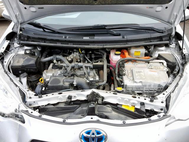 JTDKDTB31C1515285 - 2012 TOYOTA PRIUS C SILVER photo 7