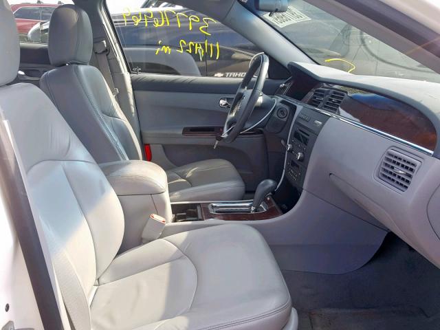 2G4WD552971247551 - 2007 BUICK LACROSSE C WHITE photo 5