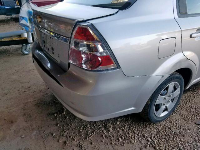 KL1TD5DE1BB170192 - 2011 CHEVROLET AVEO LS SILVER photo 9