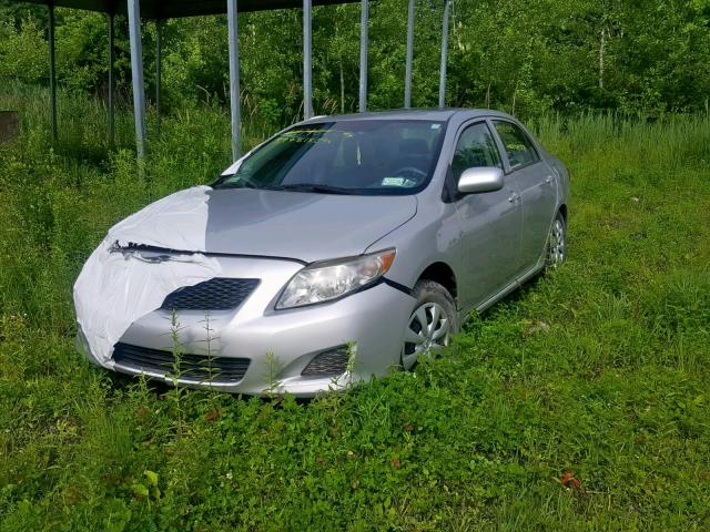 2T1BU4EE1AC418180 - 2010 TOYOTA COROLLA BA SILVER photo 2