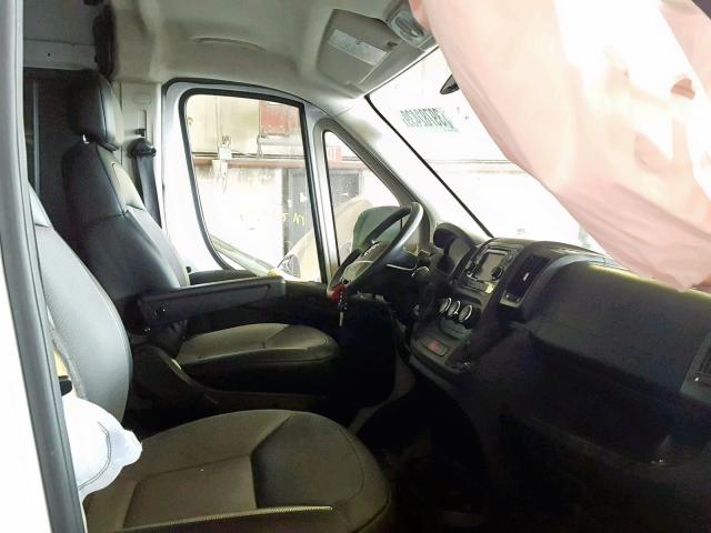 3C6TRVDG0HE530664 - 2017 RAM PROMASTER WHITE photo 5