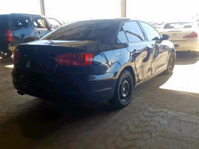 3VW2K7AJ8EM432923 - 2014 VOLKSWAGEN JETTA BASE BLUE photo 4