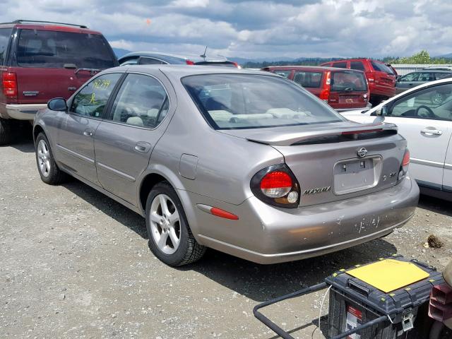 JN1CA31D31T807502 - 2001 NISSAN MAXIMA GXE SILVER photo 3