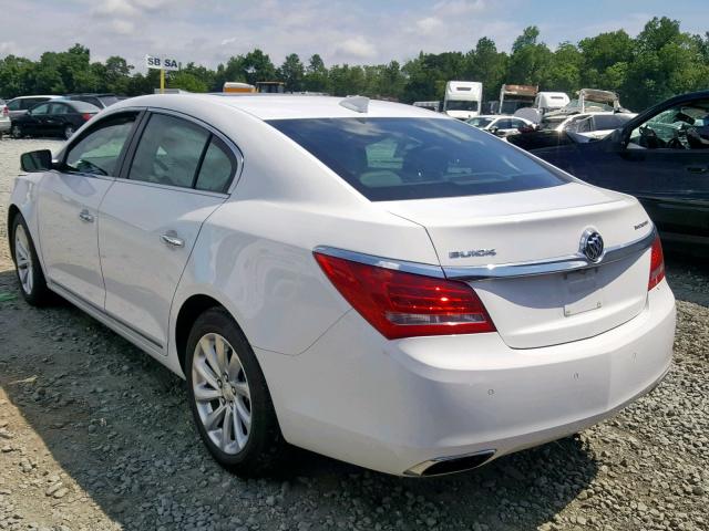 1G4GB5G38GF127233 - 2016 BUICK LACROSSE WHITE photo 3