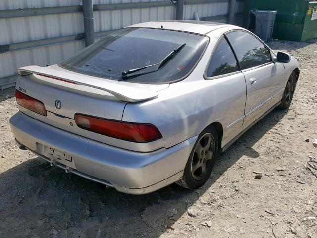 JH4DC4450YS009334 - 2000 ACURA INTEGRA LS SILVER photo 4