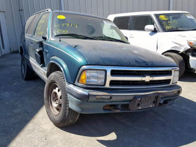 1GNDT13W9T2292889 - 1996 CHEVROLET BLAZER GREEN photo 1