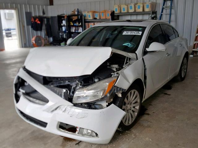 2G4GS5EV9D9235479 - 2013 BUICK REGAL PREM WHITE photo 2