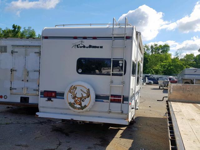 1FDKE30SXVHB08630 - 1997 CCHM MOTORHOME WHITE photo 4