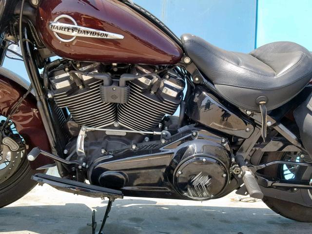 1HD1YAJ35JC040195 - 2018 HARLEY-DAVIDSON FLHC HERIT MAROON photo 9