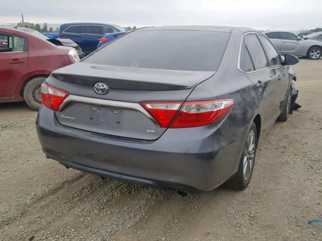 4T1BF1FK0GU175255 - 2016 TOYOTA CAMRY LE CHARCOAL photo 4