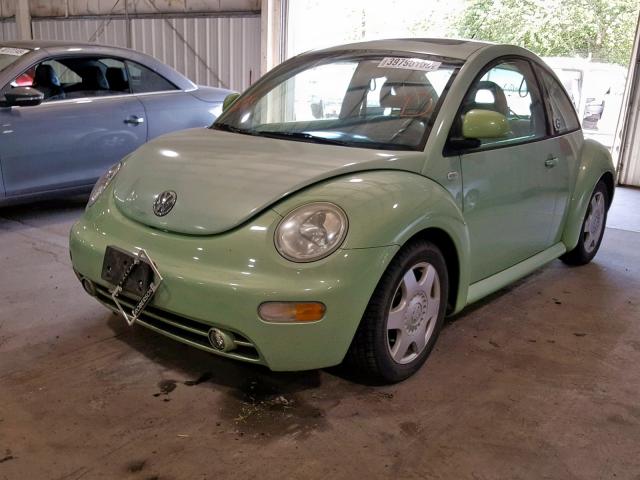 3VWCA21C5YM494201 - 2000 VOLKSWAGEN NEW BEETLE GREEN photo 2