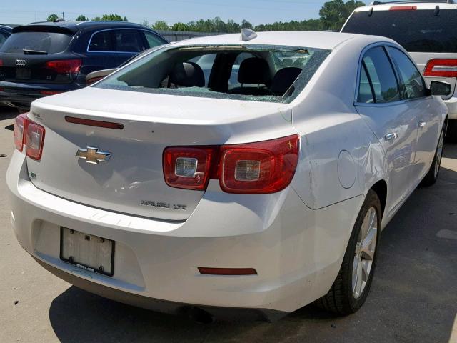 1G11F5SL3FF261936 - 2015 CHEVROLET MALIBU LTZ თეთრი ფოტო 4