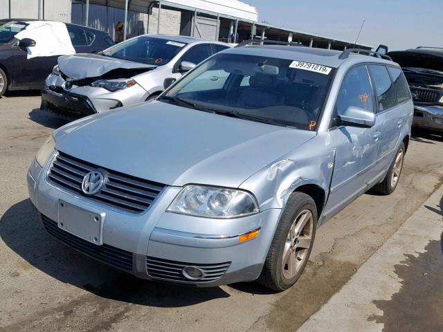 WVWWH63B94E083245 - 2004 VOLKSWAGEN PASSAT GLX BLUE photo 2