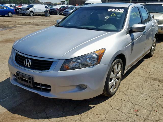 1HGCP36818A062019 - 2008 HONDA ACCORD EXL SILVER photo 2