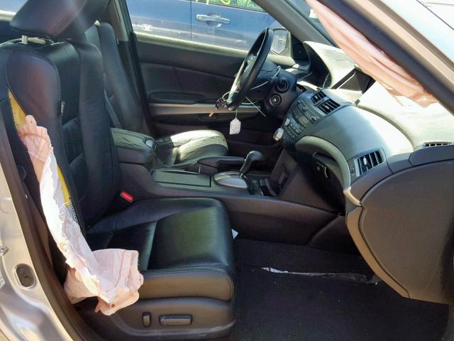 1HGCP36818A062019 - 2008 HONDA ACCORD EXL SILVER photo 5