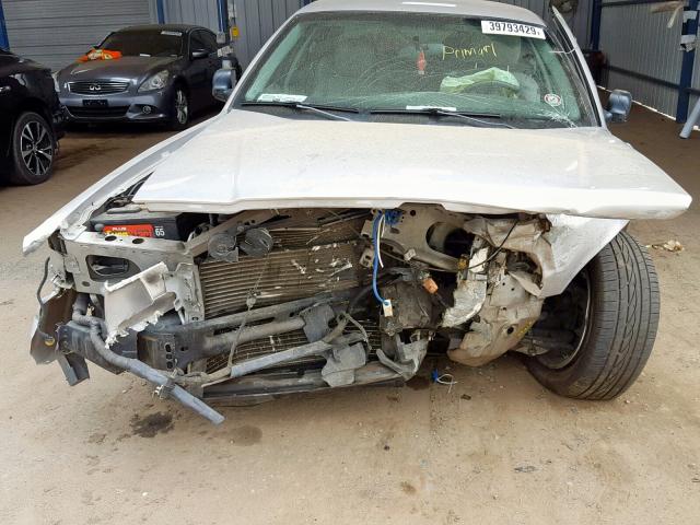 2FAHP74W44X104770 - 2004 FORD CROWN VICT SILVER photo 9