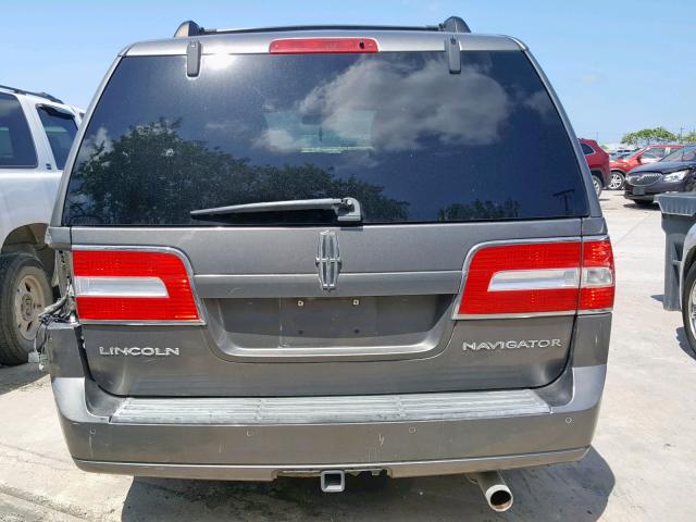 5LMJJ2H53AEJ00717 - 2010 LINCOLN NAVIGATOR GRAY photo 9