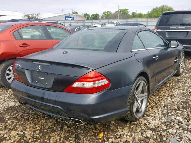 WDBSK7BA4BF162584 - 2011 MERCEDES-BENZ SL 550 BLACK photo 4