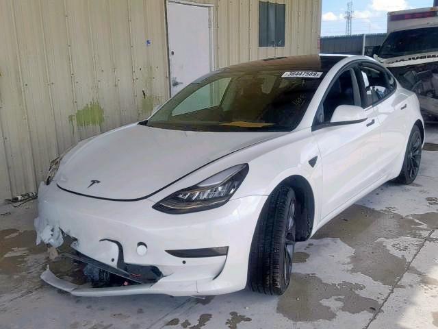 5YJ3E1EA3JF052294 - 2018 TESLA MODEL 3 WHITE photo 2