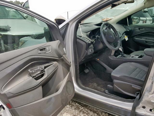 1FMCU0F76KUA17558 - 2019 FORD ESCAPE S GRAY photo 9