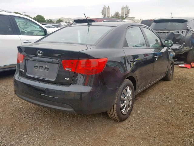 KNAFU4A20C5506230 - 2012 KIA FORTE EX BLACK photo 4