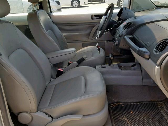3VWRW31C37M504174 - 2007 VOLKSWAGEN NEW BEETLE فضي صورة 5