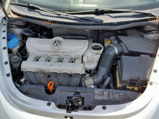 3VWRW31C37M504174 - 2007 VOLKSWAGEN NEW BEETLE فضي صورة 7