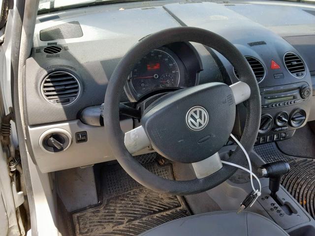 3VWRW31C37M504174 - 2007 VOLKSWAGEN NEW BEETLE فضي صورة 9