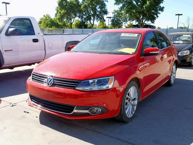 3VWLL7AJ4DM369190 - 2013 VOLKSWAGEN JETTA TDI RED photo 2