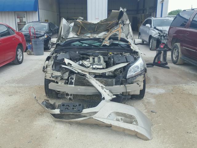 1G11C5SL9FF190668 - 2015 CHEVROLET MALIBU 1LT კრემისფერი ფოტო 9