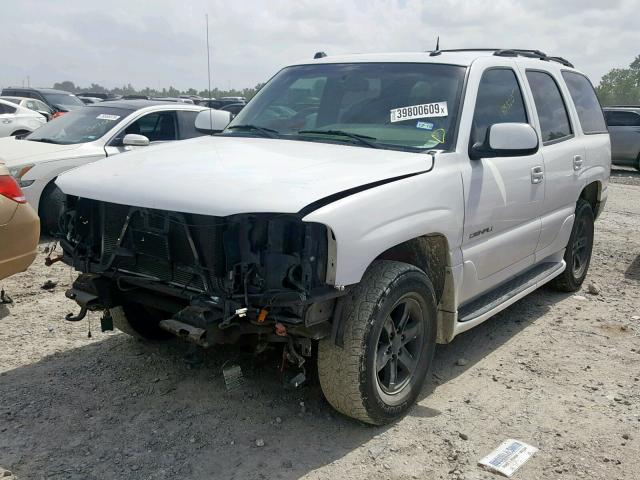 1GKEK63UX4J186300 - 2004 GMC YUKON DENA WHITE photo 2