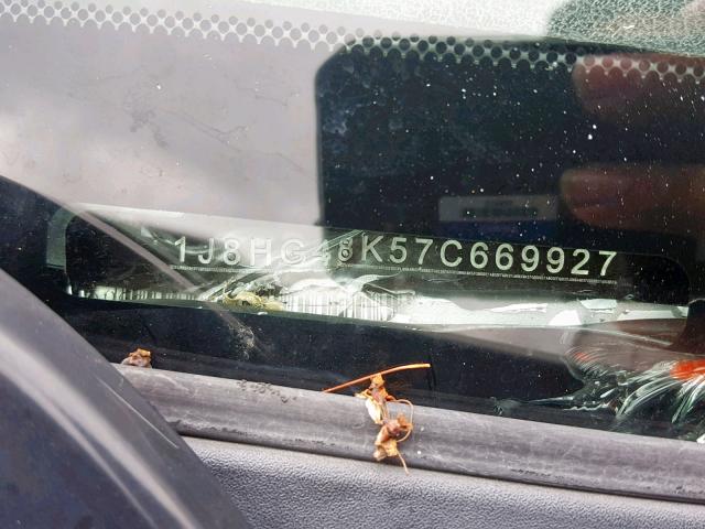 1J8HG48K57C669927 - 2007 JEEP COMMANDER GRAY photo 10