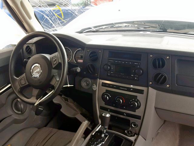 1J8HG48K57C669927 - 2007 JEEP COMMANDER GRAY photo 9