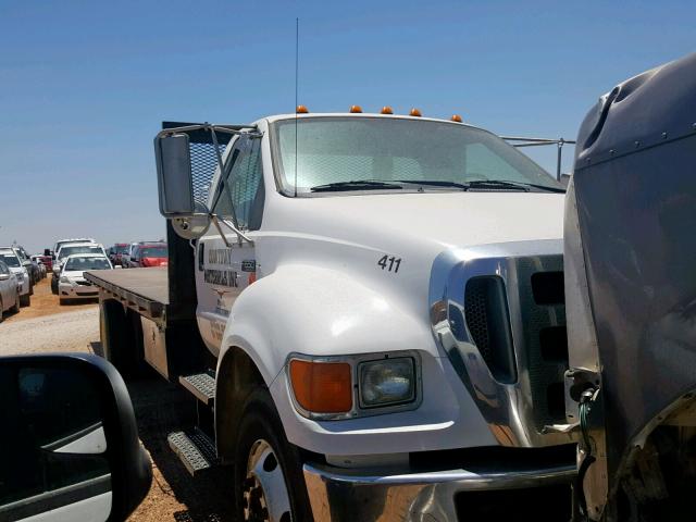 3FRWF65D38V066670 - 2008 FORD F650 SUPER WHITE photo 1