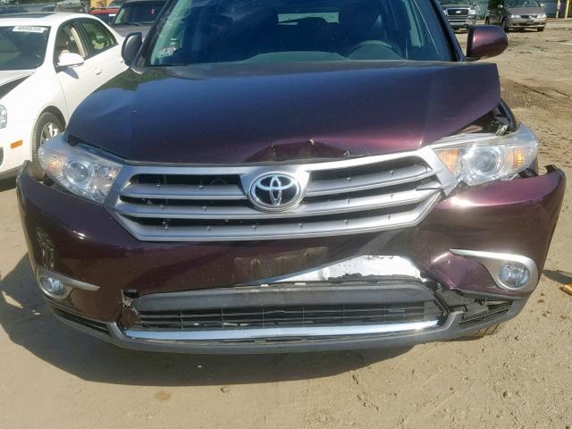 5TDDK3EH2DS243954 - 2013 TOYOTA HIGHLANDER PURPLE photo 7