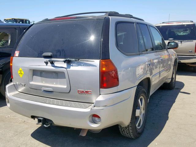 1GKDT13S852115876 - 2005 GMC ENVOY GRAY photo 4