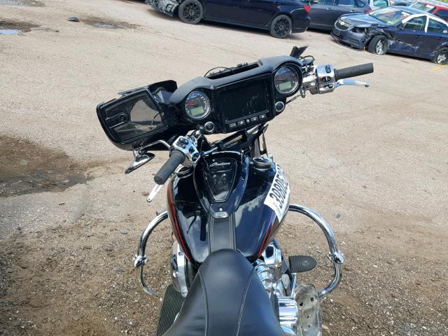 56KTCAAAXJ3358752 - 2018 INDIAN MOTORCYCLE CO. CHIEFTAIN BLACK photo 5