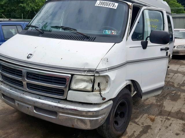 2B7HB21Y6TK116223 - 1996 DODGE RAM VAN B2 WHITE photo 9