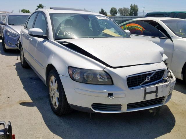 YV1MS390972307434 - 2007 VOLVO S40 2.4I WHITE photo 1