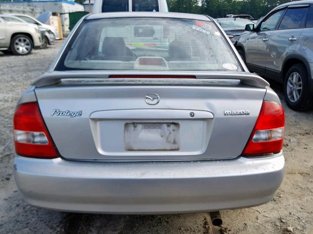 JM1BJ225631209588 - 2003 MAZDA PROTEGE DX SILVER photo 9